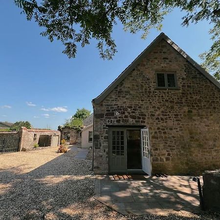 The Gatehouse At Mathern Palace 切普斯托 外观 照片